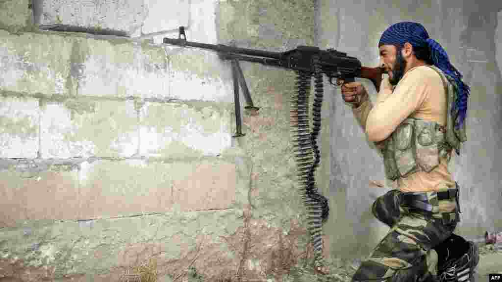 Sirija - Borbe u Haremu, 31. oktobar 2012. Foto: AFP / John Cantlie 