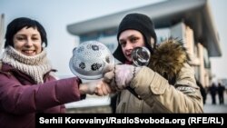 Під Міністерством оборони відбулася хода на захист прав жінок у війську (фотогалерея)