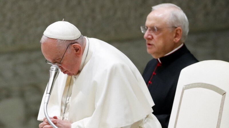 Папата го ажурираше законот за одговорност за прикривање на сексуална злоупотреба 