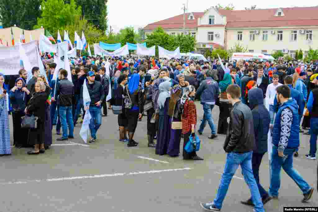 Ма-лиъи дIаваха йиш ца хуьлу митингера