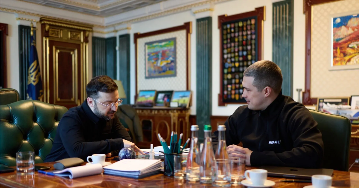 უკრაინის არმიის მაღალჩინოსანი გადადგა თავდაცვის მინისტრის პოსტიდან ფედოროვის გაშვების გამო