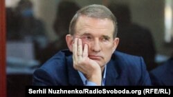 «Які тільки ярлики на мене не вішали. Я сам себе не вважаю олігархом», – заявив Медведчук