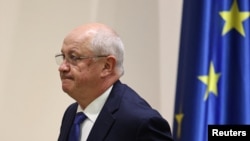 Cum era de așteptat, primele vizite externe ale noului premier moldovean, Alexandru Munteanu, vor fi în direcția vestului. 