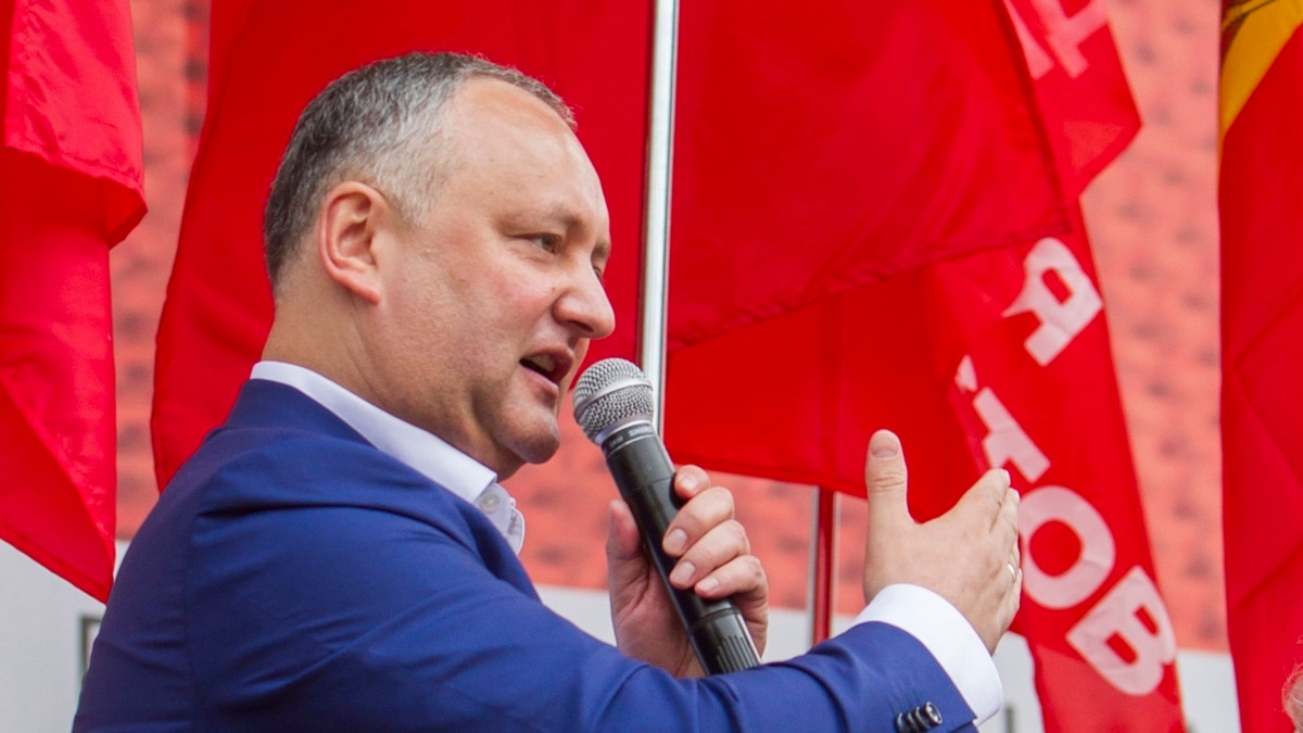 Президент Молдови назвав «обурливими» дії уряду щодо російських дипломатів