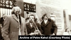 Голова Народного руху України Іван Драч виступає на мітингу пам’яті Андрія Сахарова, Київ, 17 грудня 1989 року