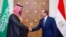عبدالفتاح سیسی، رئیس‌جمهور مصر در دیدار با محمد بن سلمان، ولیعهد عربستان