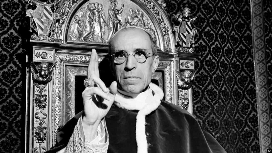 Papa Pije XII, 1945.