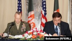 Встреча американских и афганских военных в Кабуле