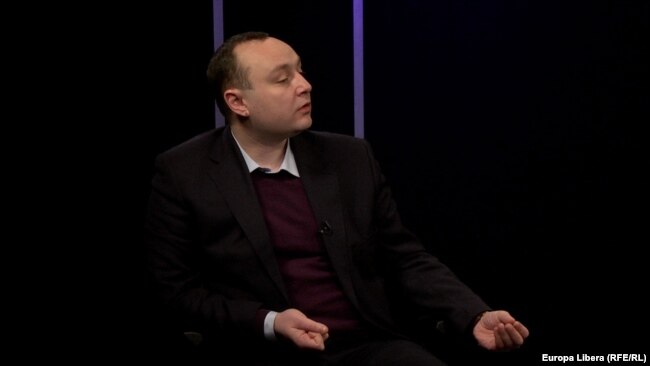 Modificarea Constituției și a sistemului electoral la inițiativa președintelui: pârjoale vechi, pârjoale proaspete...