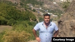 Мурад Адилов - брат сотрудника газеты «Азадлыг» и члена ПНФА Натига Адилова 