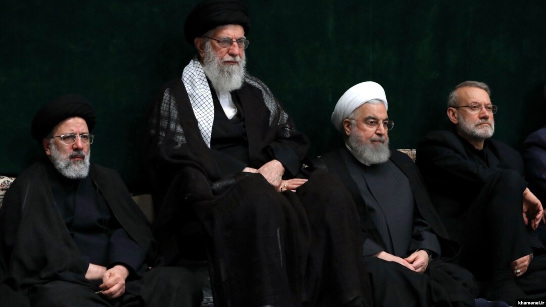شورای هماهنگی اقتصادی در حال حاضر جای نهادهایی چون هیات دولت، مجلس، بانک مرکزی و شورای عالی امنیت ملی را گرفته و همه‌کاره شده است. 