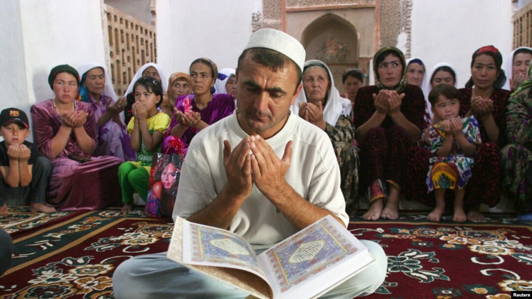 Tacikistanda Quran dərsi, 12 avqust 2009