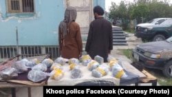 آرشیف:‌دستگیری دو قاچاقبر مواد مخدر
