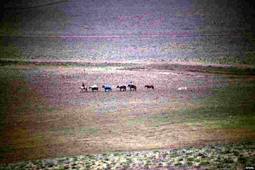 Кавказ тауларындагы борынгы Хыналык авылы #21