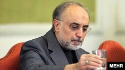 فعالیت‌های دیپلماتیک ایران در رابطه با رویدادهای اخیر مصر پس از آن شدت پیدا کرد که قاهره تهران را متهم به «دخالت» در امور داخلی خود کرد.