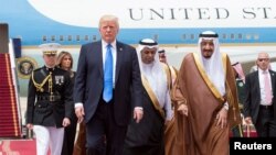 Președintele Donald Trump şi regele Salman bin Abdulaziz Al Saud