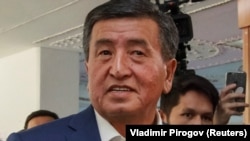 Қырғызстан президенттігіне кандидат Сооронбай Жээнбеков. Бішкек, 15 қазан 2017 жыл.