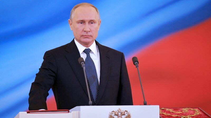 Putin alty ýyl möhletli täze prezidentlik wezipesine kasam etdi