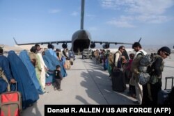 Evakuacije sa kabulskog aerodroma: U roku od dvije sedmice više od 123.000 stranih državljana kao i Afganistanaca napustit će zemlju