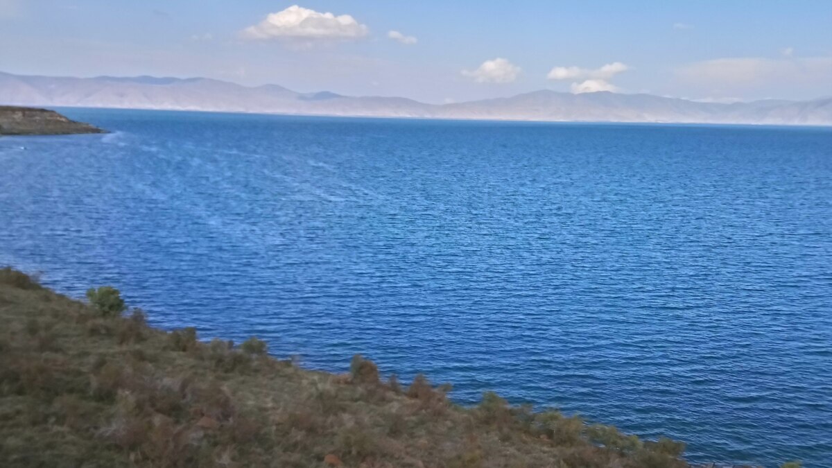 Armenian Parliament Approves Additional Drainage From Lake Sevan - Vimarsana News
