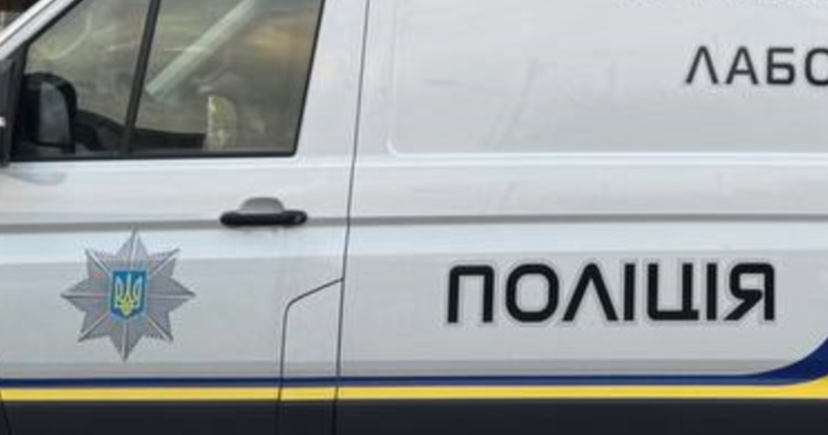 Вибух автомобіля в Дніпрі: двоє постраждалих