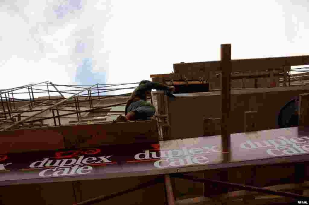 Toz içində "Hot dog" #25