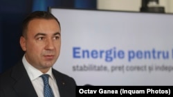 Ministrul Energiei, Bogdan Ivan, susține că prețul combustibililor nu ar trebui să crească din cauza situației create de sancțiunile împotriva Lukoil.