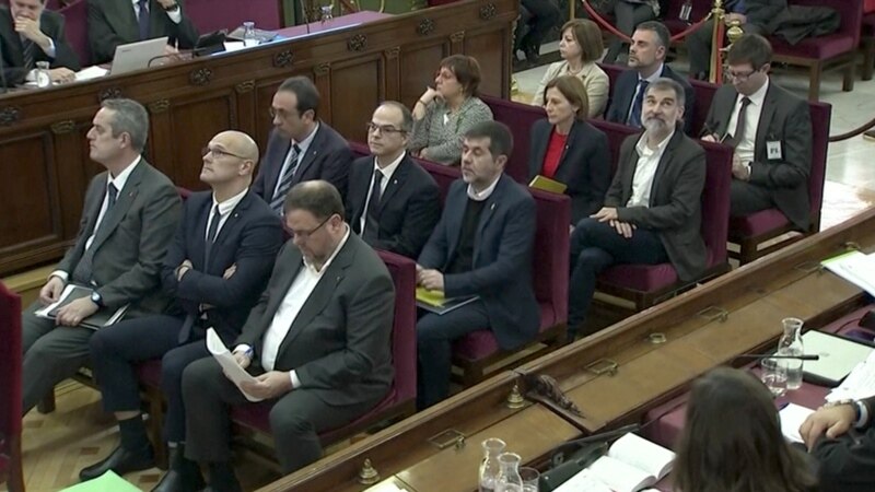 Девет каталонски лидери осудени на затворски казни