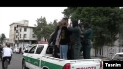 تصویر منتشر شده توسط «تسنیم» از متهمان درگیری در بیمارستان پورسینا