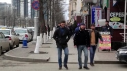 Детей – отцу, мать – в полицию