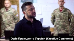 Президент Володимир Зеленський заслухав доповіді міністра оборони Євгенія Хмари та головнокомандувача Збройних сил України Михайла Драпатого
