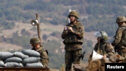 Војници на КФОР во близина на Јариње