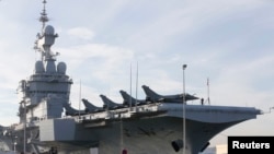 Францускі авіяносец Charles de Gaulle. Архіўнае фота