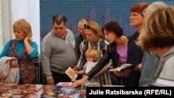 Читачі на Міжнародному книжковому фестивалі Book Space у Дніпрі