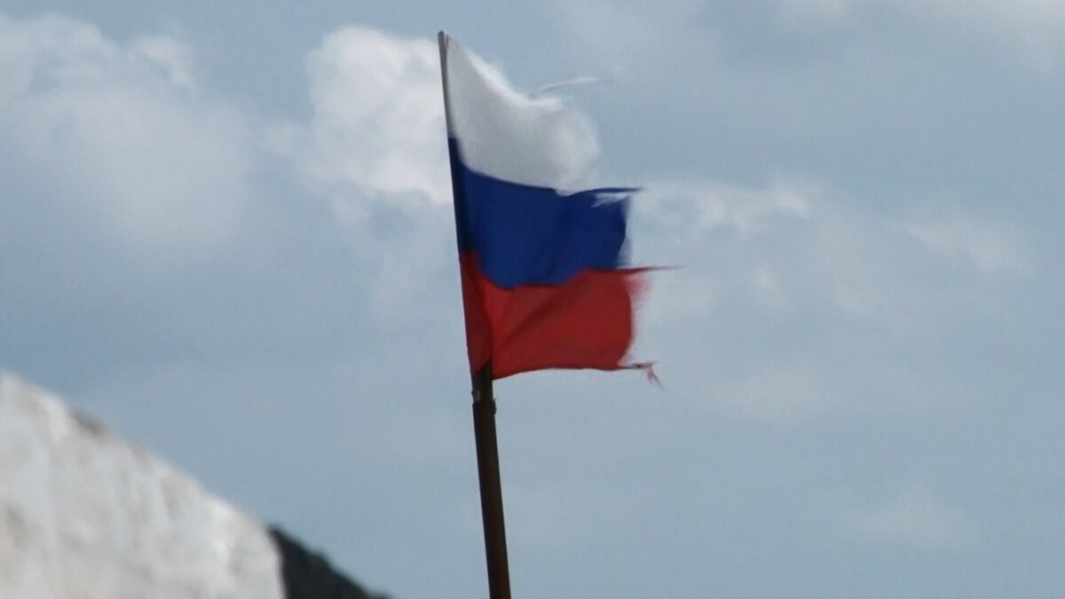 В Севастополе сообщили подробности инцидента с российским флагом