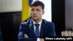 Владимир Зеленский в роли президента в сериале «Слуга народа».