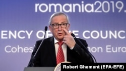 Президент Єврокомісії Жан-Клод Юнкер в січні 2019 року в Бухаресті вітає з початком головування Румунії в ЄС