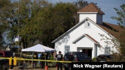 Biserica baptistă din Sutherland Springs, Texas, 5 noiembrie 2017.