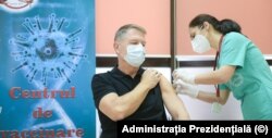 Președintele Klaus Iohannis s-a vaccinat în luna ianuarie când declara că România are o campanie de vaccinare reușită.