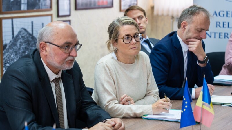 Ministra Azilului și Migrației din Belgia, în vizită la Chișinău după ce a acuzat romii din R. Moldova de „turism al azilului”