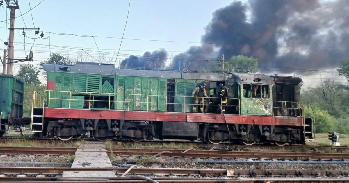 Атака російських військ на залізницю в Дніпропетровщині: постраждав машиніст