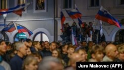 Protest u Novom Mestu sa zahtevom da se pojačaju bezbednosne mere posle smrti čoveka u napadu koji je pripisan pripadniku romske zajednice, Slovenija, 28. oktobar 2025.