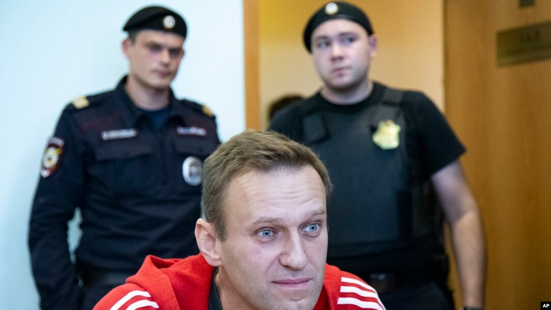 Alexei Navalnîi, opozantul rus, înaintea unui apariții într-un tribunal din Moscova, de pe 22 august 2019