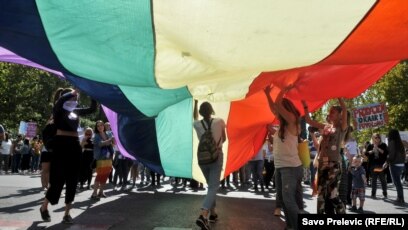 Gay kontakti crna gora