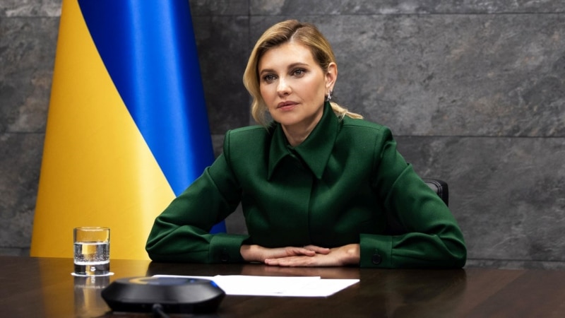 Ukrainian First Lady To Address Davos Meeting