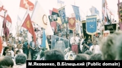 Архівні фото відзначення у 1990 році 500-ліття Запорозького козацтва