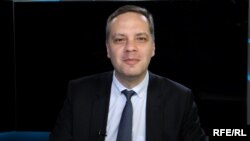 Политик и экономист Владимир Милов