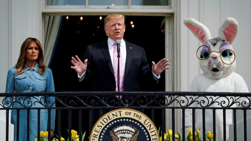 Трамп со велигденски зајак ја отвори трката со јајца во Белата куќа