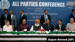 Pakistan's opposition parties leaders, from left, Maryam Nawaz, Shahbaz Sharif, Maulana Fazalur Rehman, Bilawal Bhutto Zardari, Yousuf Raza Gillani, and Mahmood Khan Achakzai during the all parties conference in Islamabad on June 26.