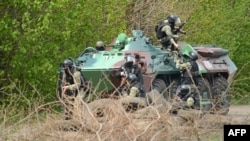 Українські спецвійська проводять антитерористичну операцію у Слов'янську, 24 квітня 2014 року